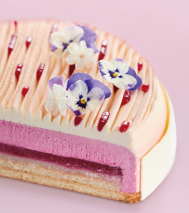 Entremets figue de Barbarie rouge, litchi & fl eur de sureau - Thibault Marchand